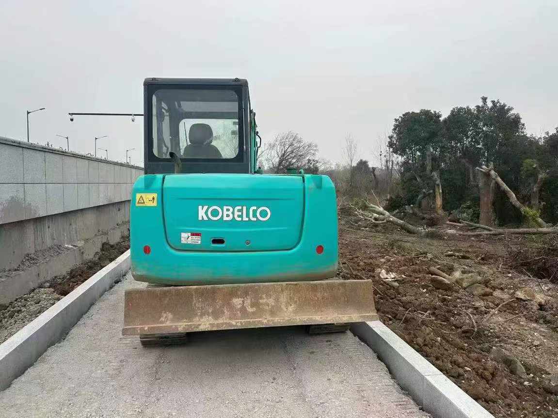 Used Kobelco SK60-8 Excavator 2019 Model / 3