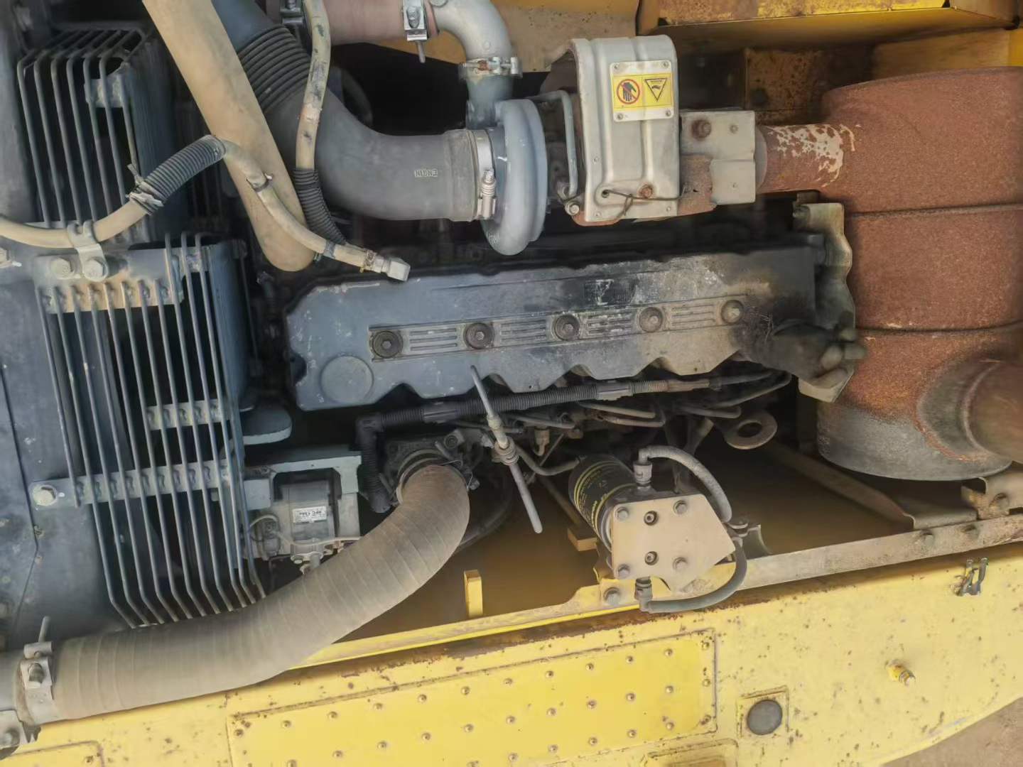 Used Komatsu PC210 Excavator 2013 Model / 5