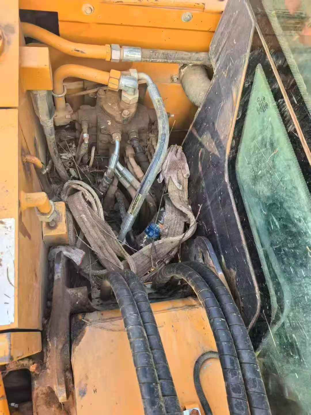 Used Sany SY75 Excavator 2015 Model / 3