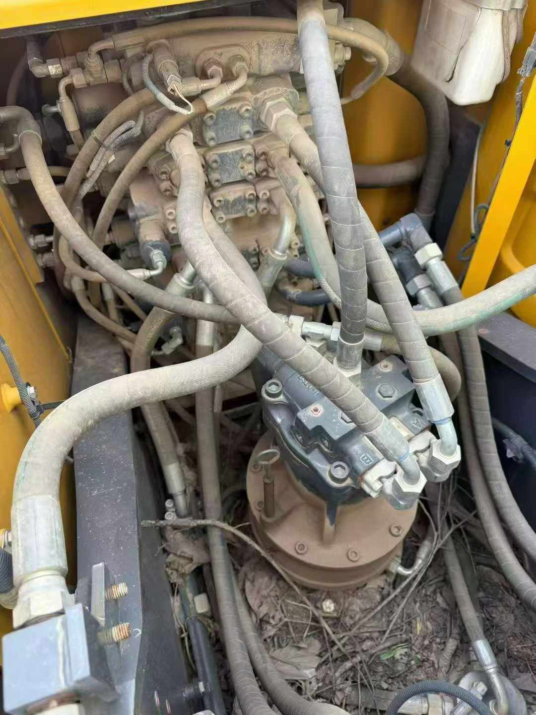 Used XCMG XE3000 Excavator 2018 Model / 2