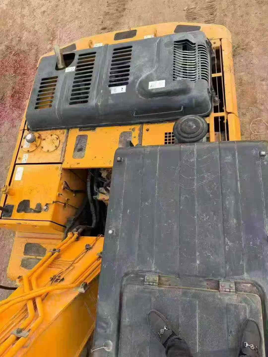 Used Hyundai R215-7C Excavator 2016 Model / 3