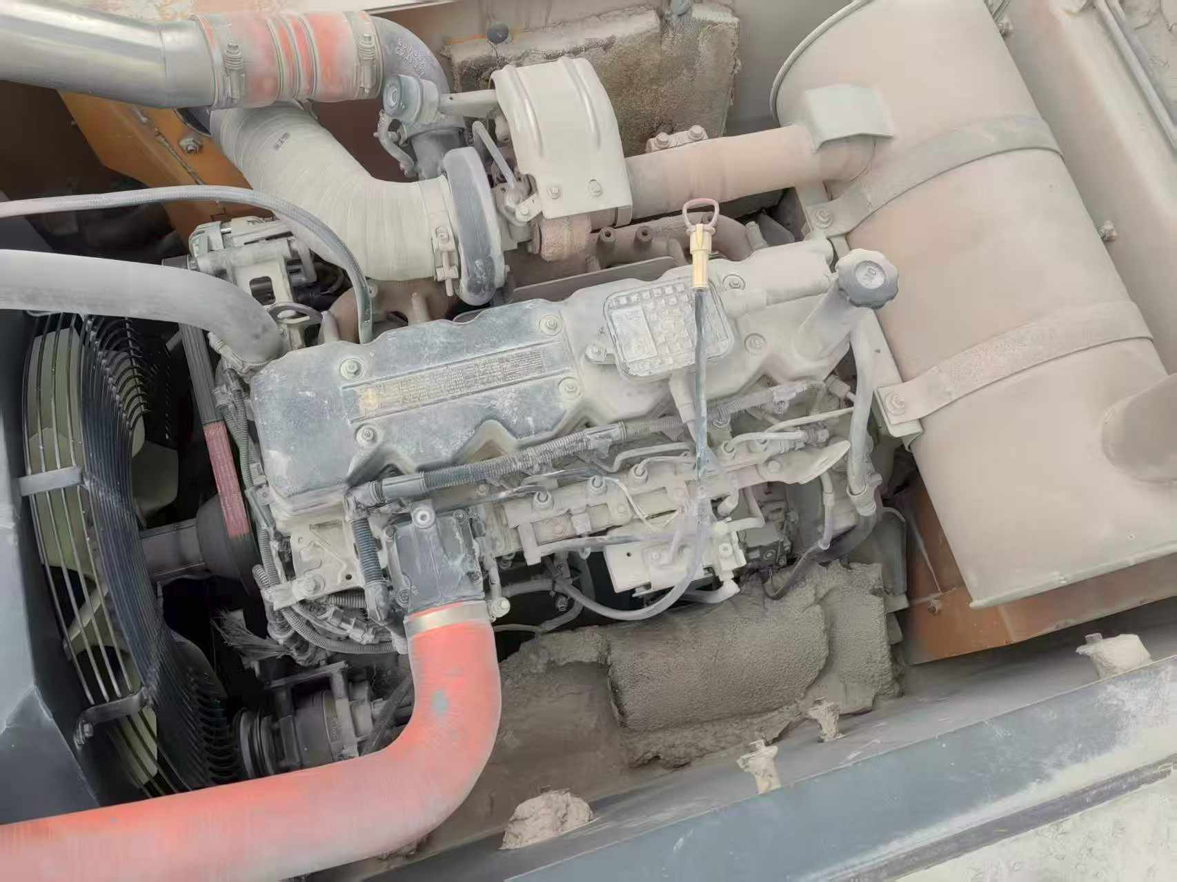 Used Hyundai R215VSN Excavator 2018 Model / 3