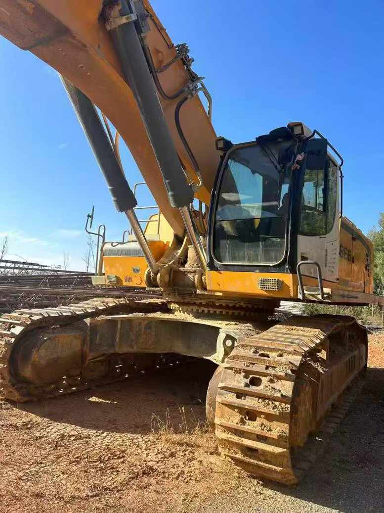 Used Liebherr R966 Excavator 2016 Model / 8