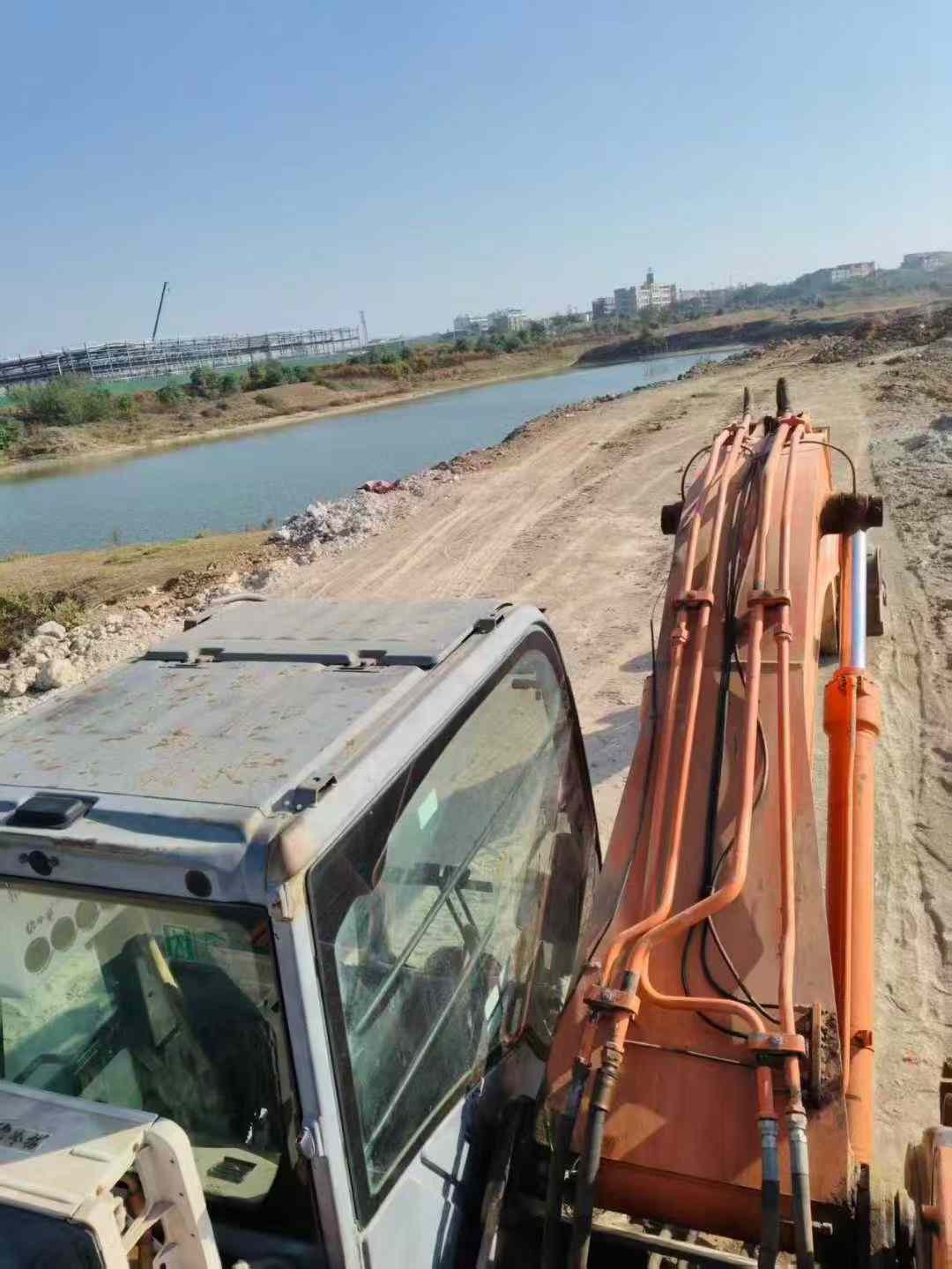 Used Hitachi ZAXIS200 Excavator 2011 Model / 4