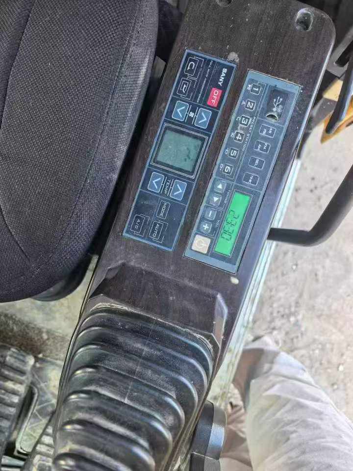 Used Sany SY205H Excavator 2021 Model / 9