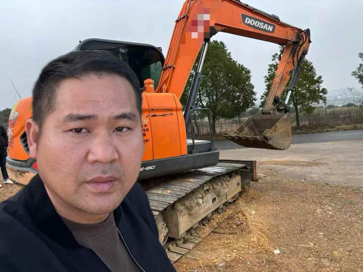 Buy Doosan DX75 Used Excavator