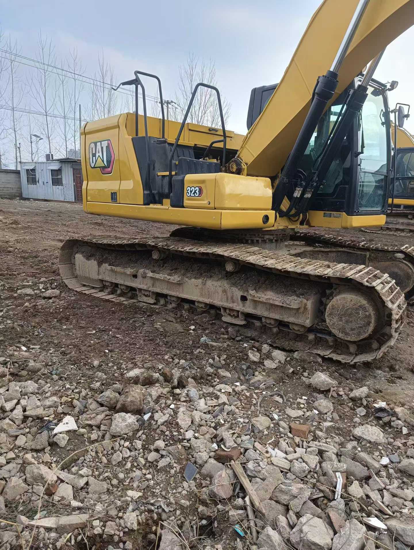 Used Caterpillar 323 Excavator 2021 Model / 3