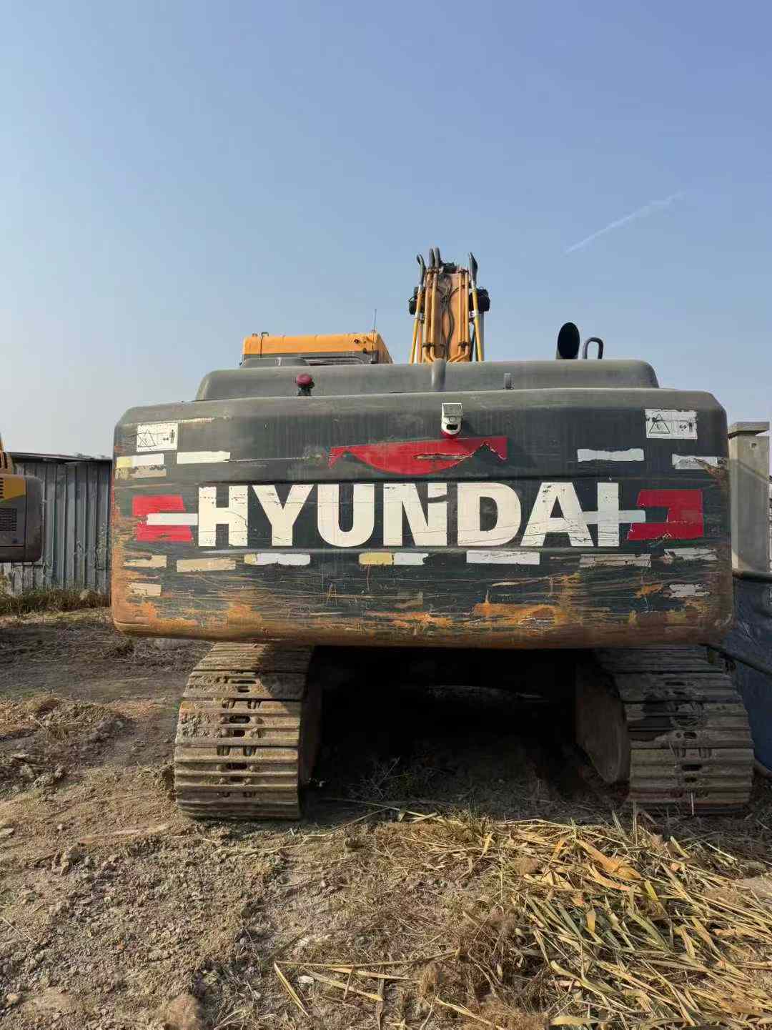 Used Hyundai R215VSN Excavator 2017 Model / 9