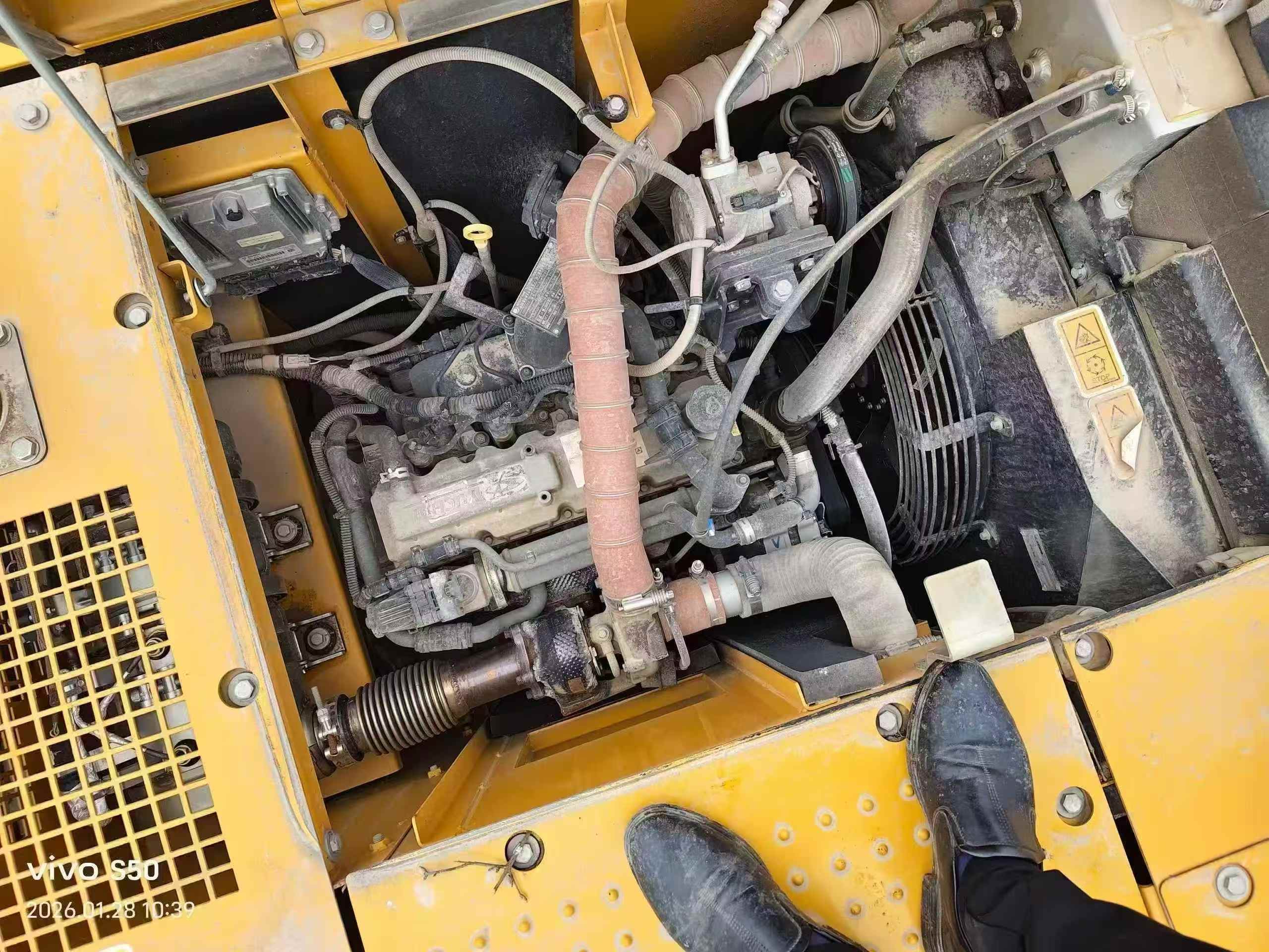 Used XCMG XE135GA Excavator 2024 Model / 4