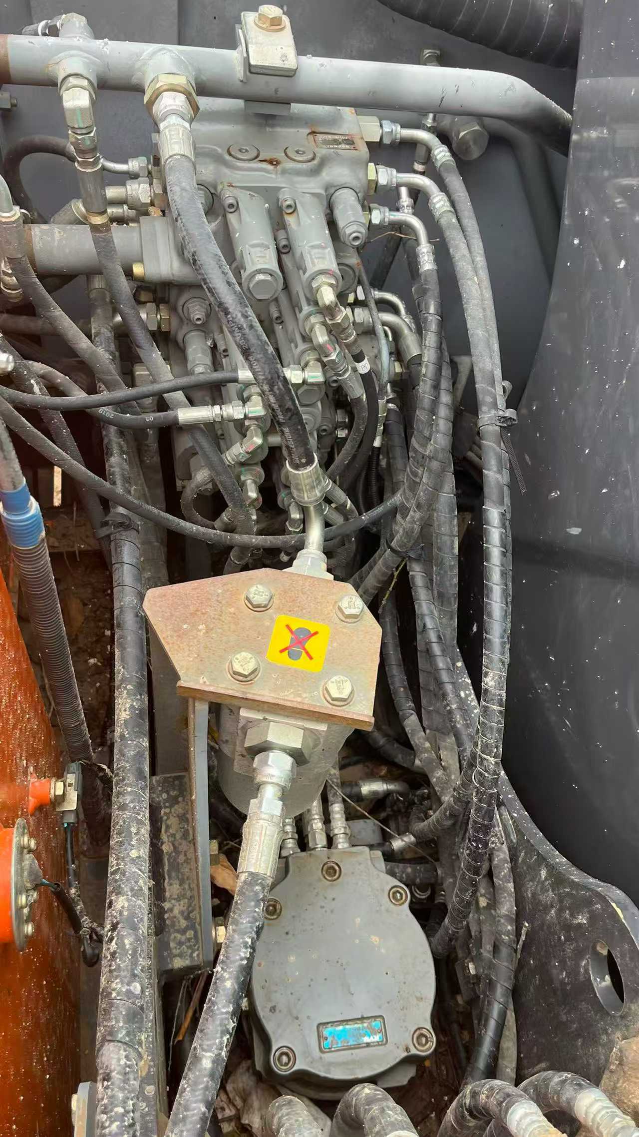 Used Hitachi ZX60 Excavator 2022 Model / 9