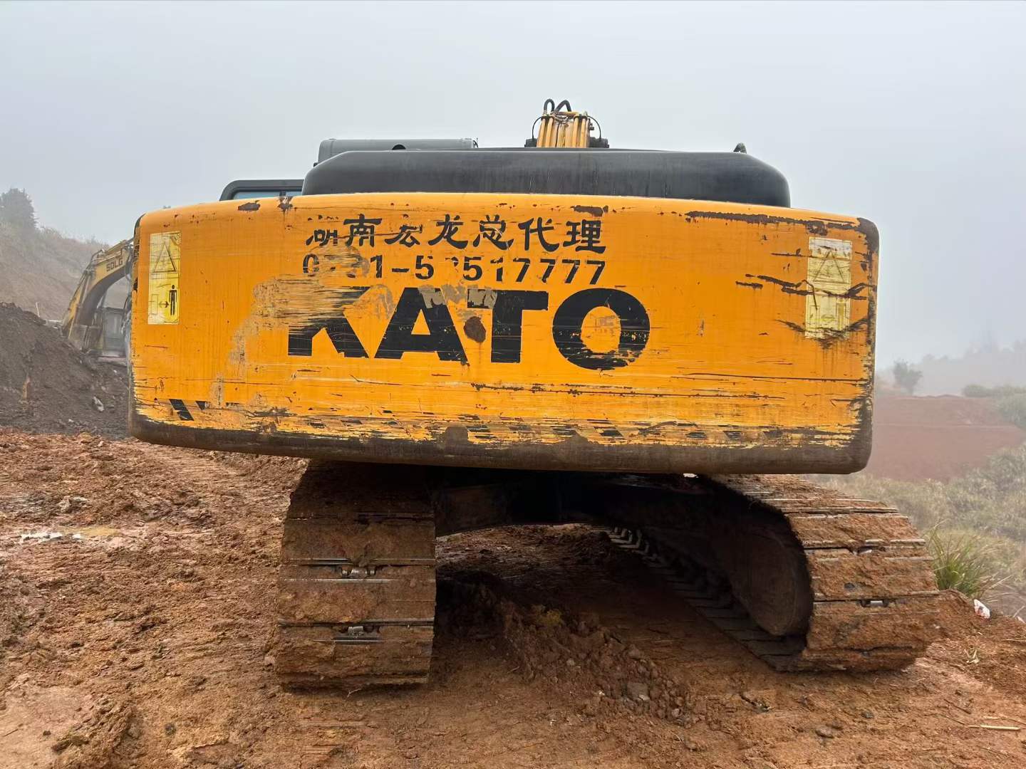 Used Kato HD820R Excavator 2014 Model / 7