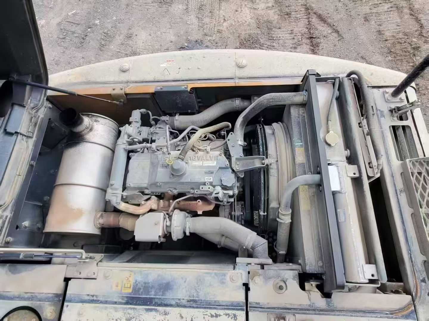 Used Case WX240 Excavator 2016 Model / 6