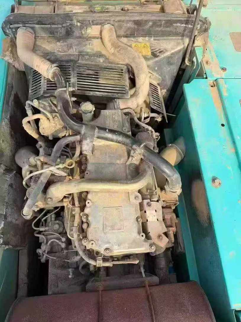 Used Kobelco SK210 Excavator 2016 Model / 6