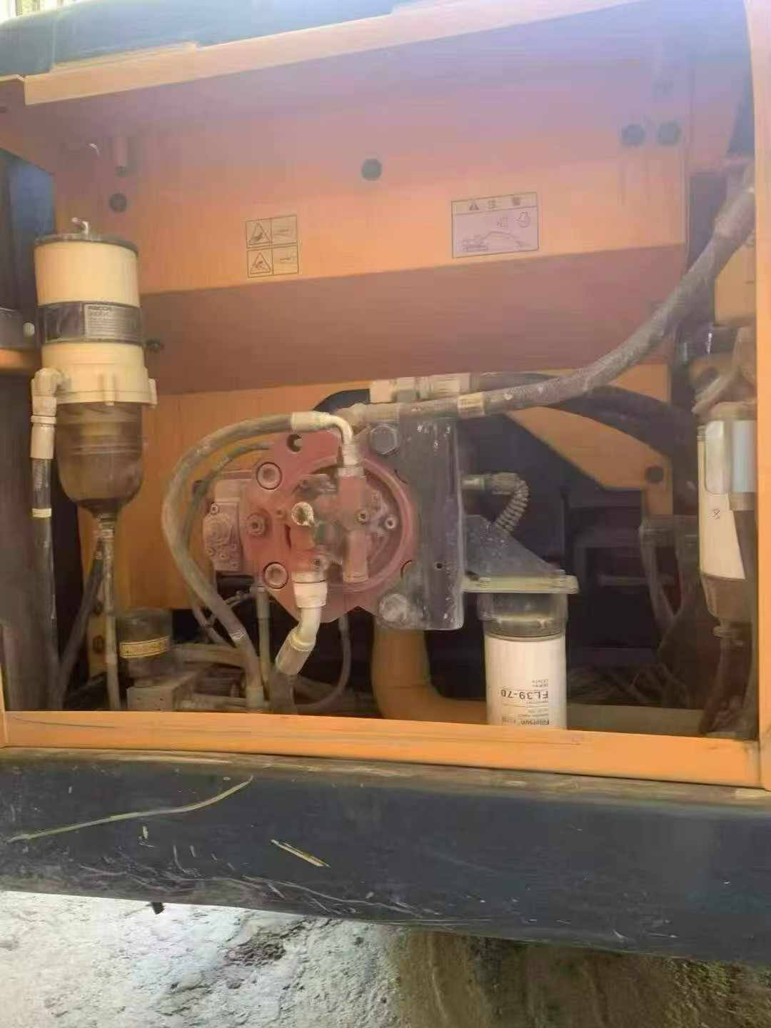 Used Hyundai R205VS Excavator 2022 Model / 4