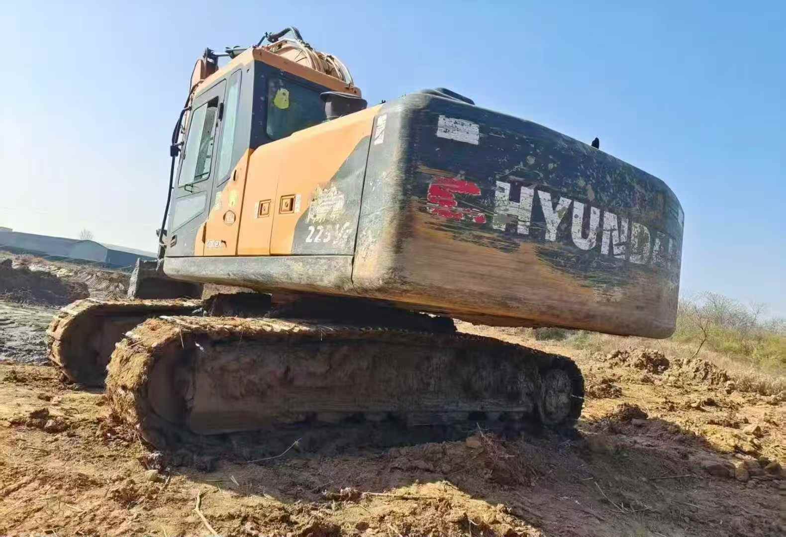 Used Hyundai R215VS Excavator 2017 Model / 6