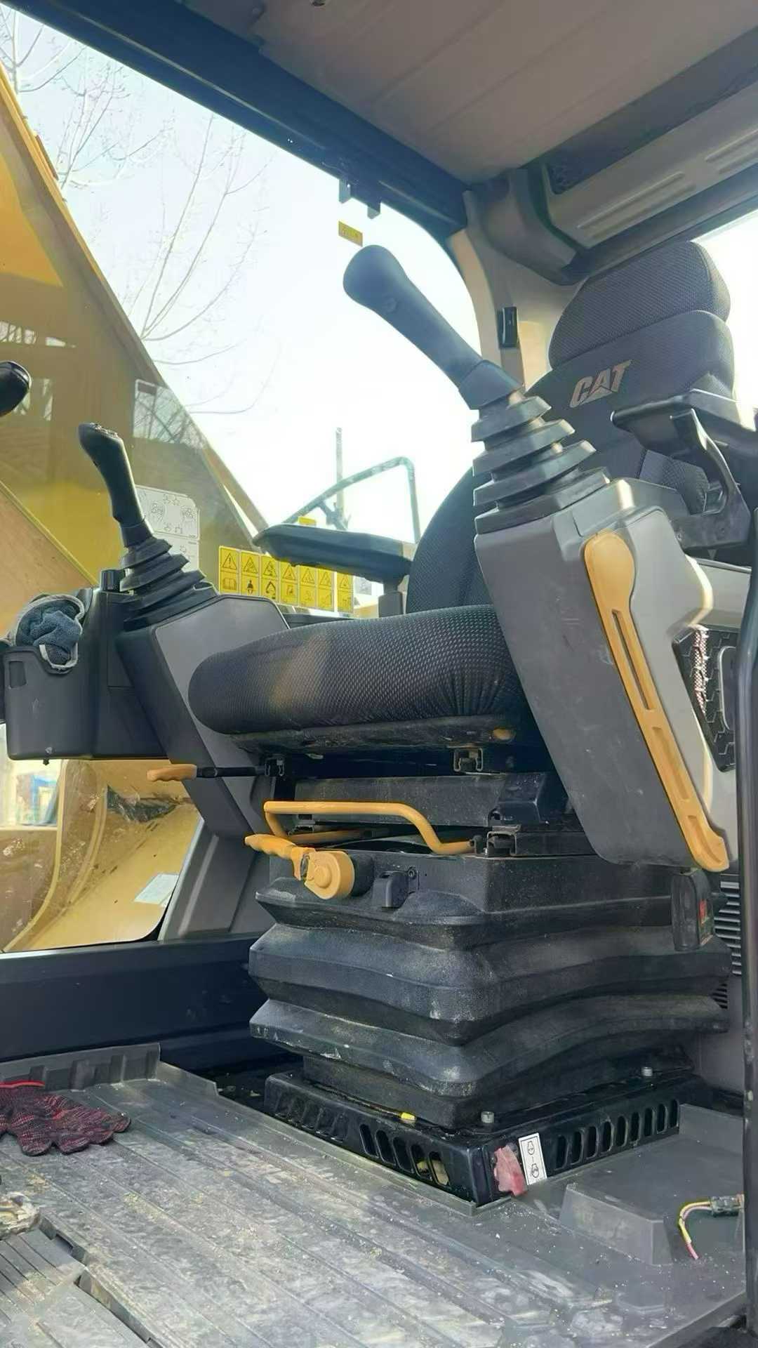 Used Caterpillar 320GC Excavator 2019 Model / 4