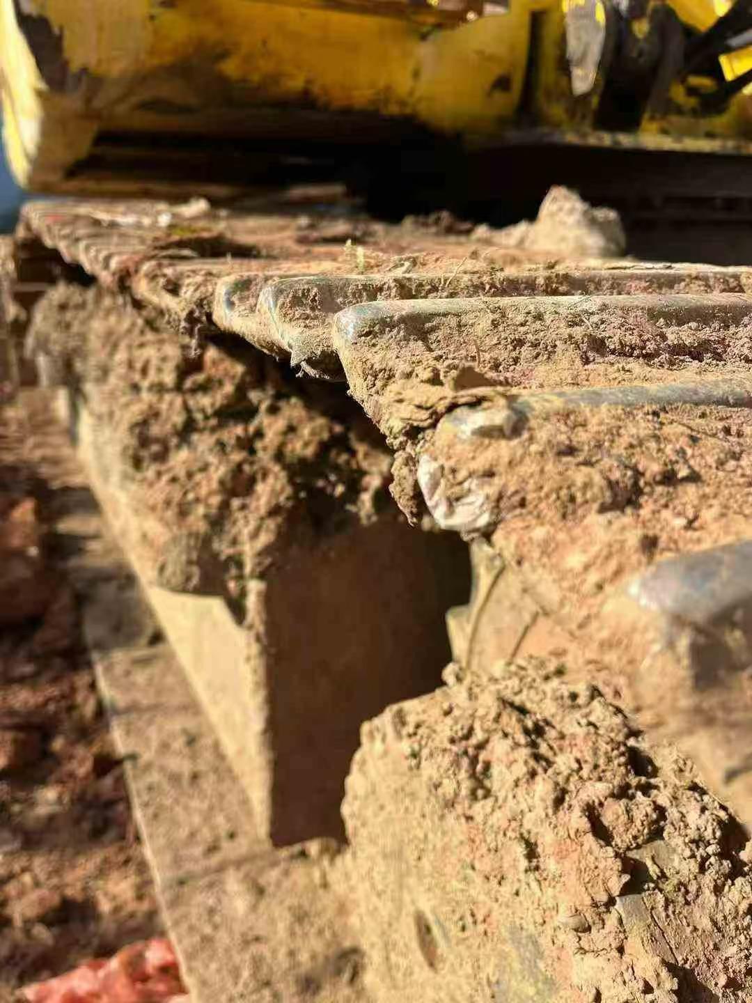 Used Komatsu PC130 Excavator 2016 Model / 6