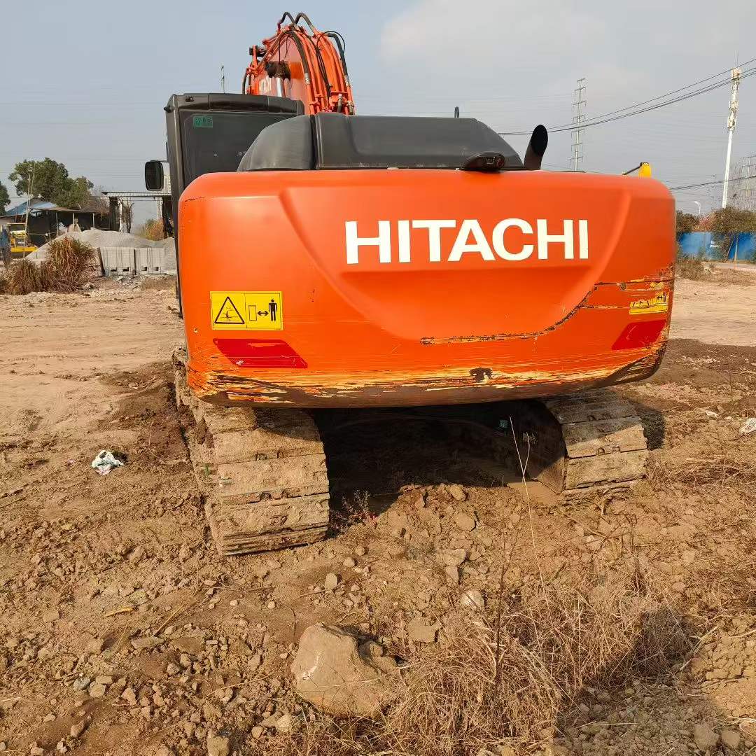 Used Hitachi ZAXIS200 Excavator 2020 Model / 2