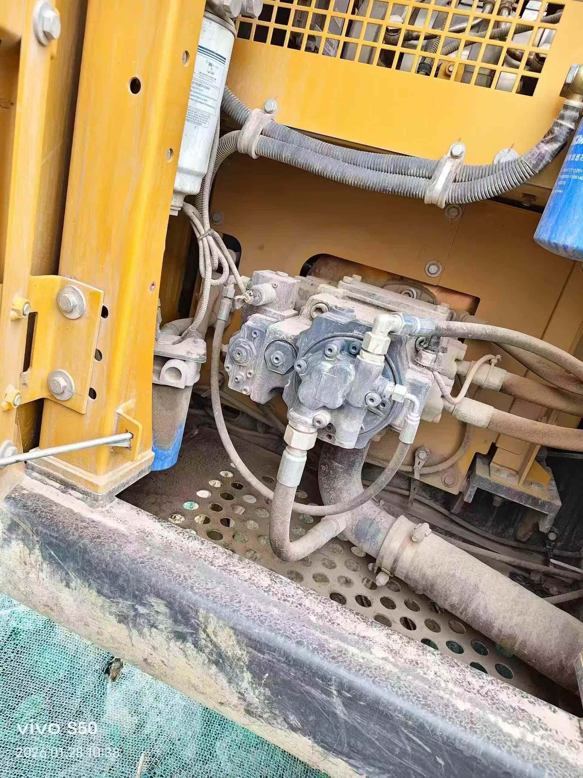 Used XCMG XE135GA Excavator 2024 Model / 3