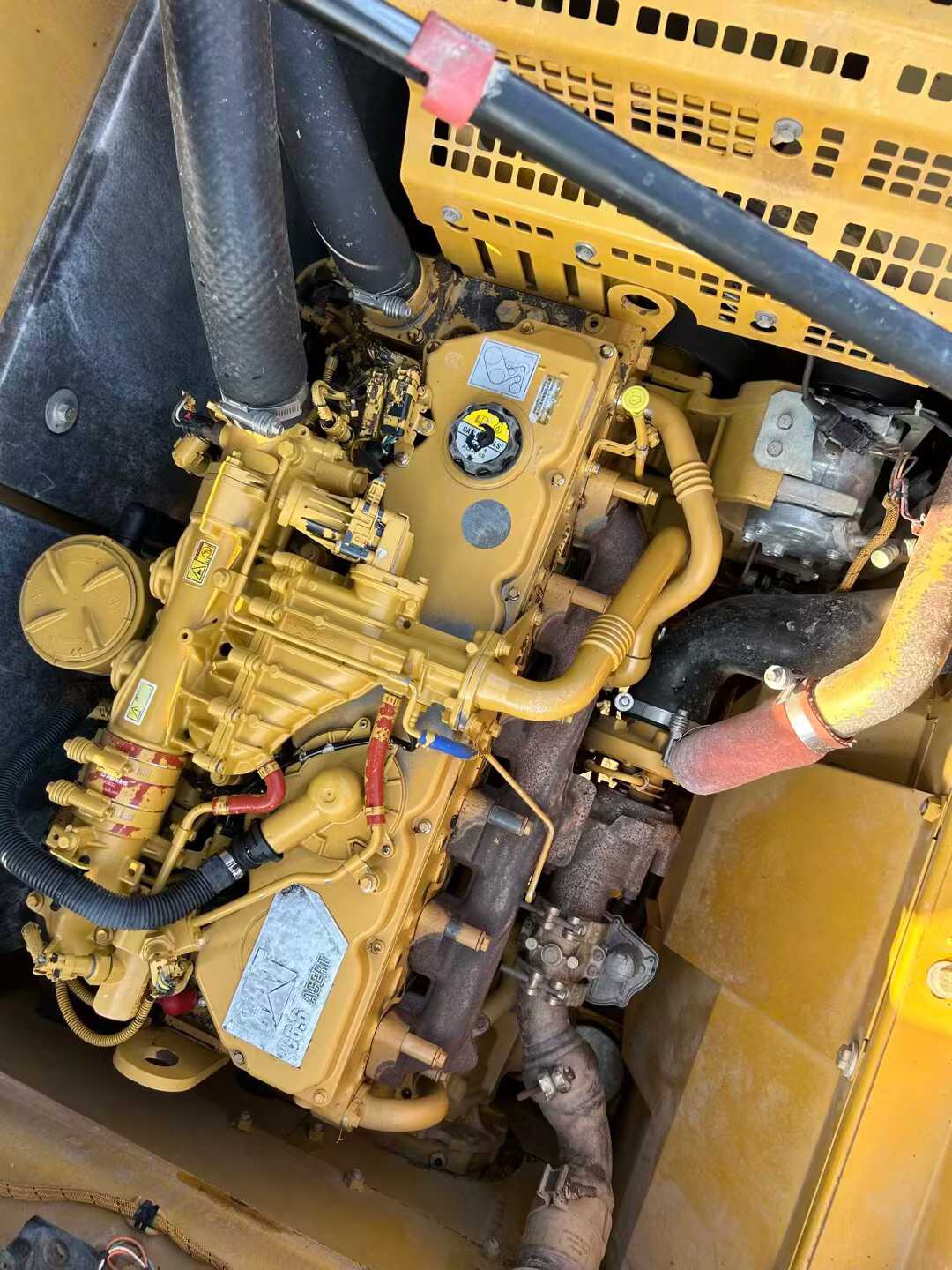 Used Caterpillar 320E Excavator 2021 Model / 5