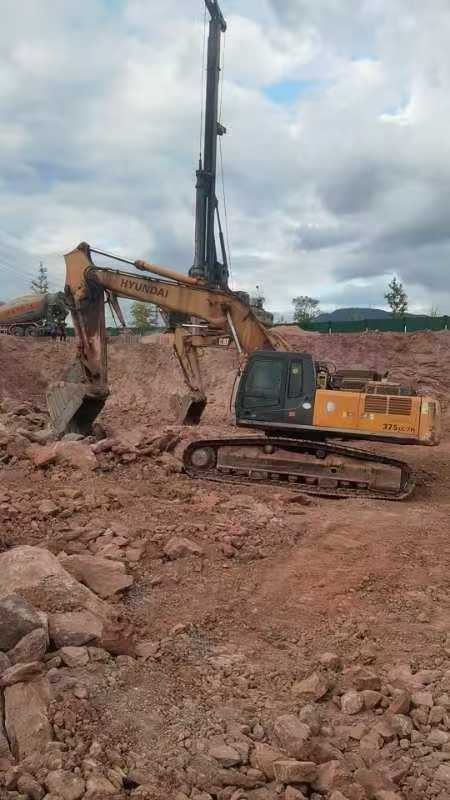 Buy Hyundai R75-7 Used Excavator