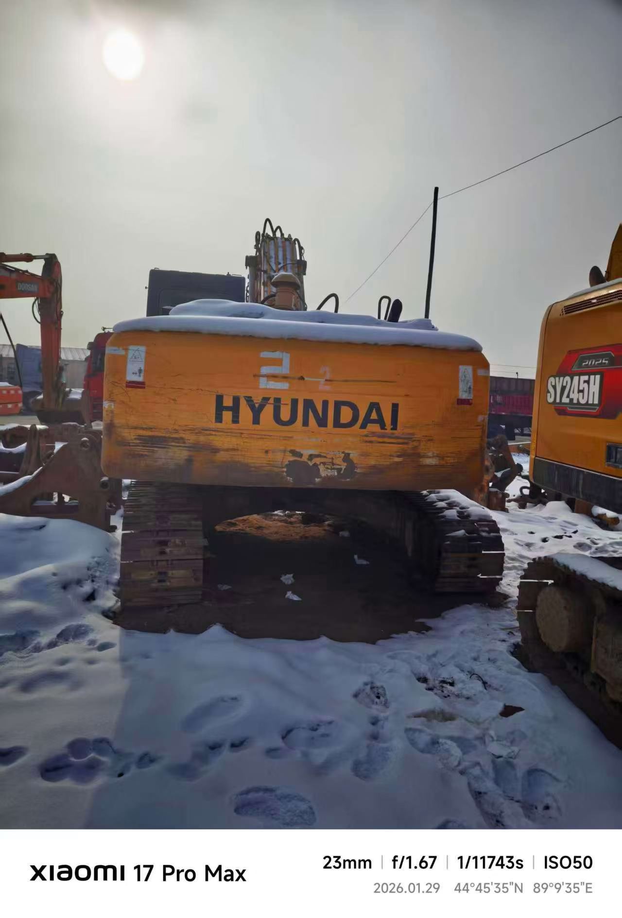 Used Hyundai XDL65 Excavator 2011 Model / 3