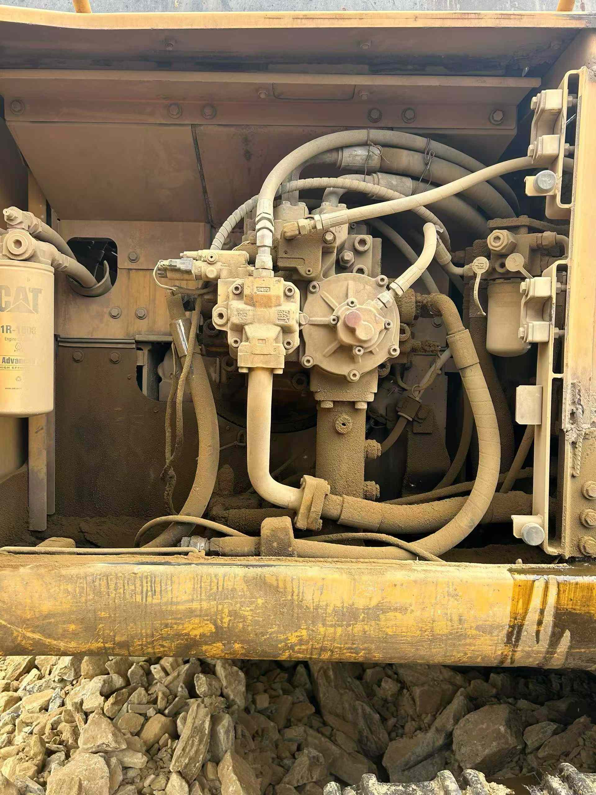 Used Caterpillar CT20 Excavator 2011 Model / 5