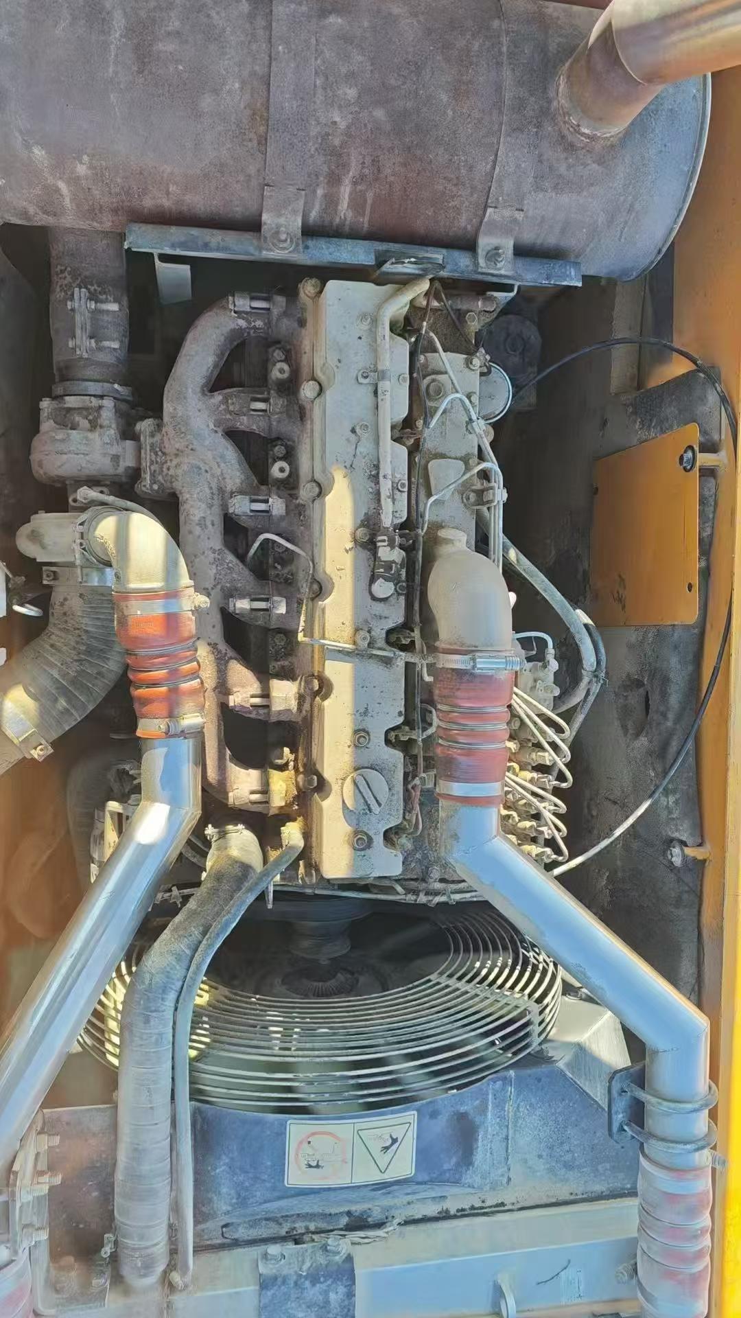 Used Hyundai HX75 Excavator 2013 Model / 4