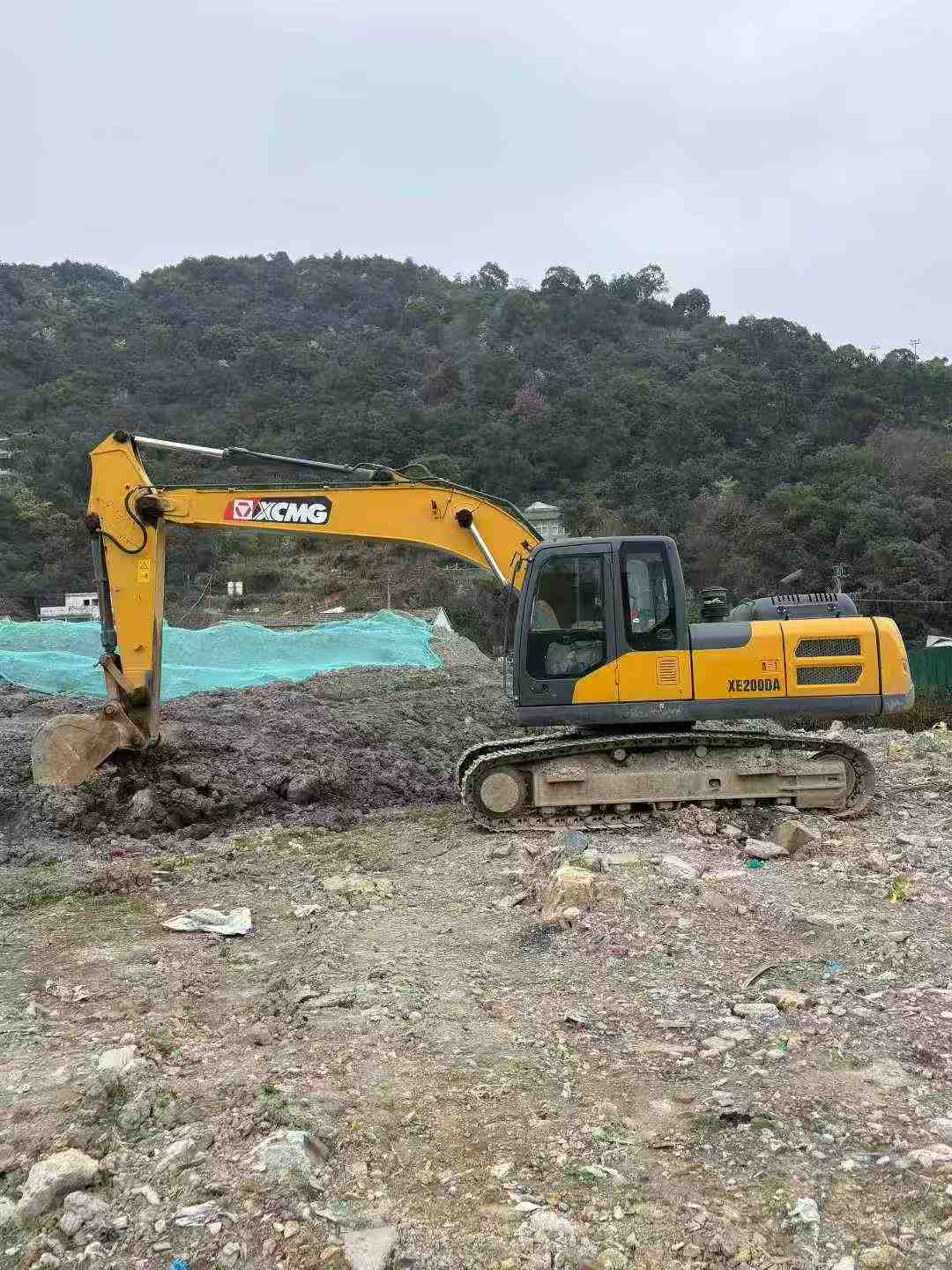 Buy XCMG LW200 Used Excavator