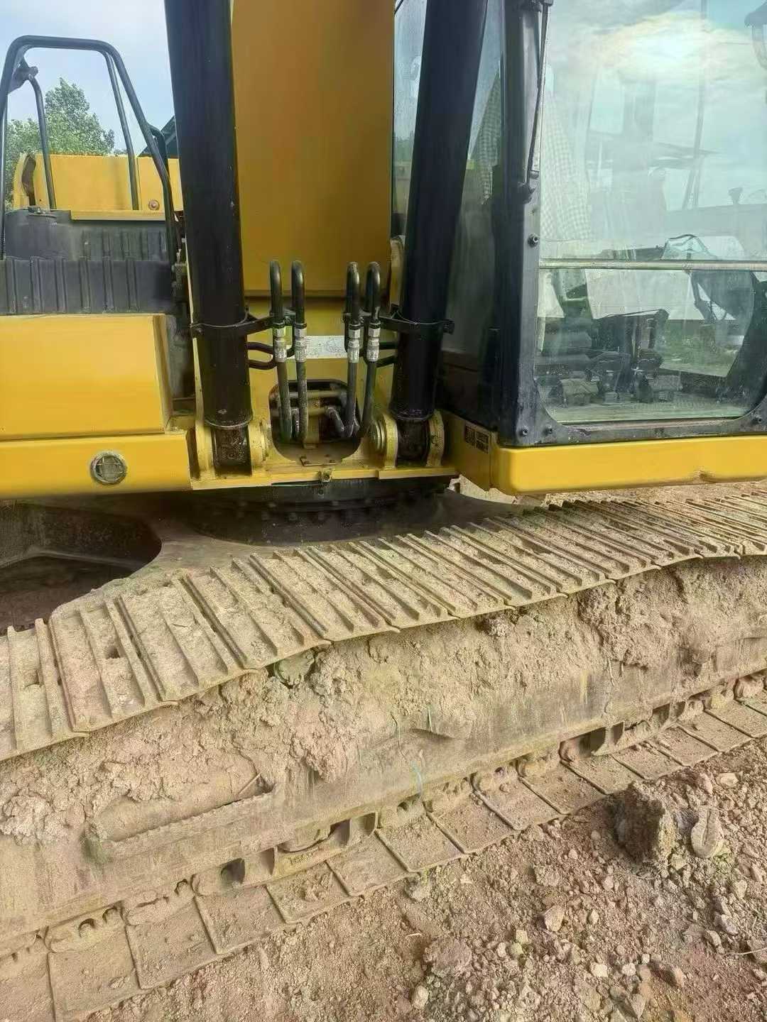 Used Caterpillar 326DL Excavator 2020 Model / 3