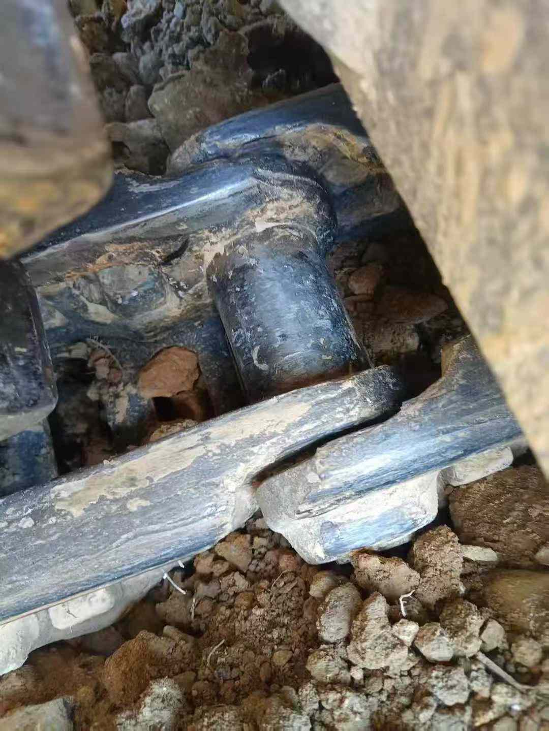 Used Hyundai R215-7 Excavator 2014 Model / 6