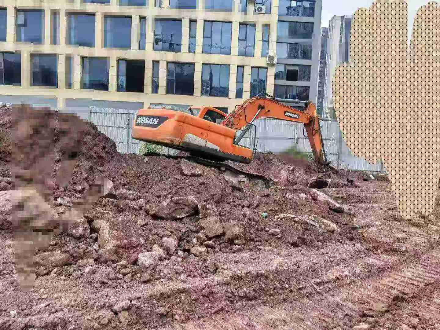 Buy Doosan DX18 Used Excavator