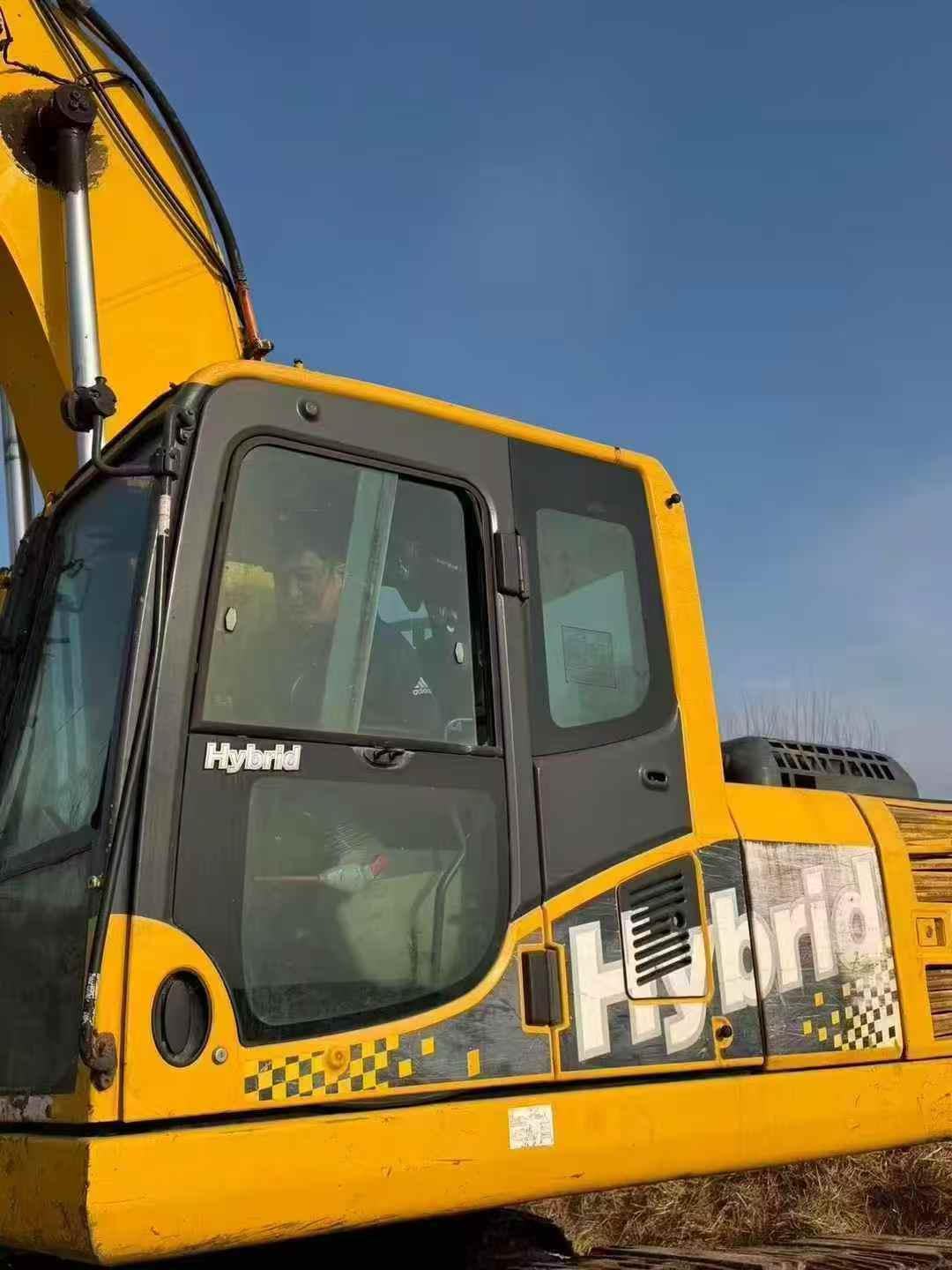 Used Komatsu HB205-1 Excavator 2013 Model / 8