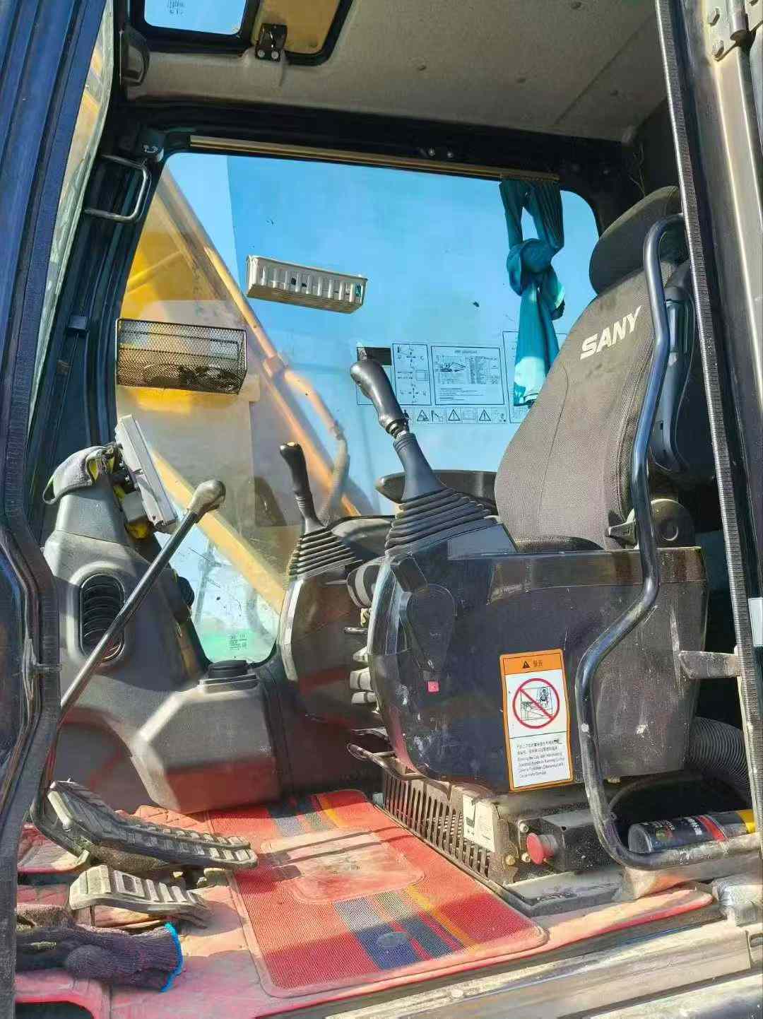 Used Sany SY125C Excavator 2021 Model / 4