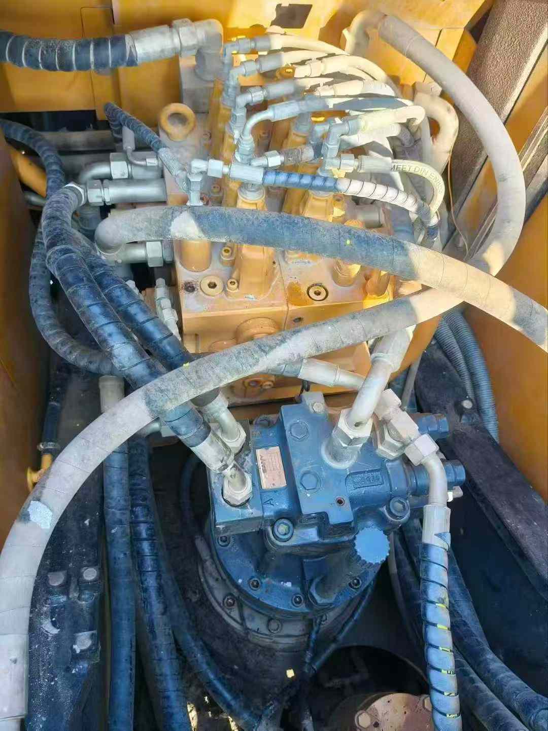 Used Sany SY125C Excavator 2021 Model / 6