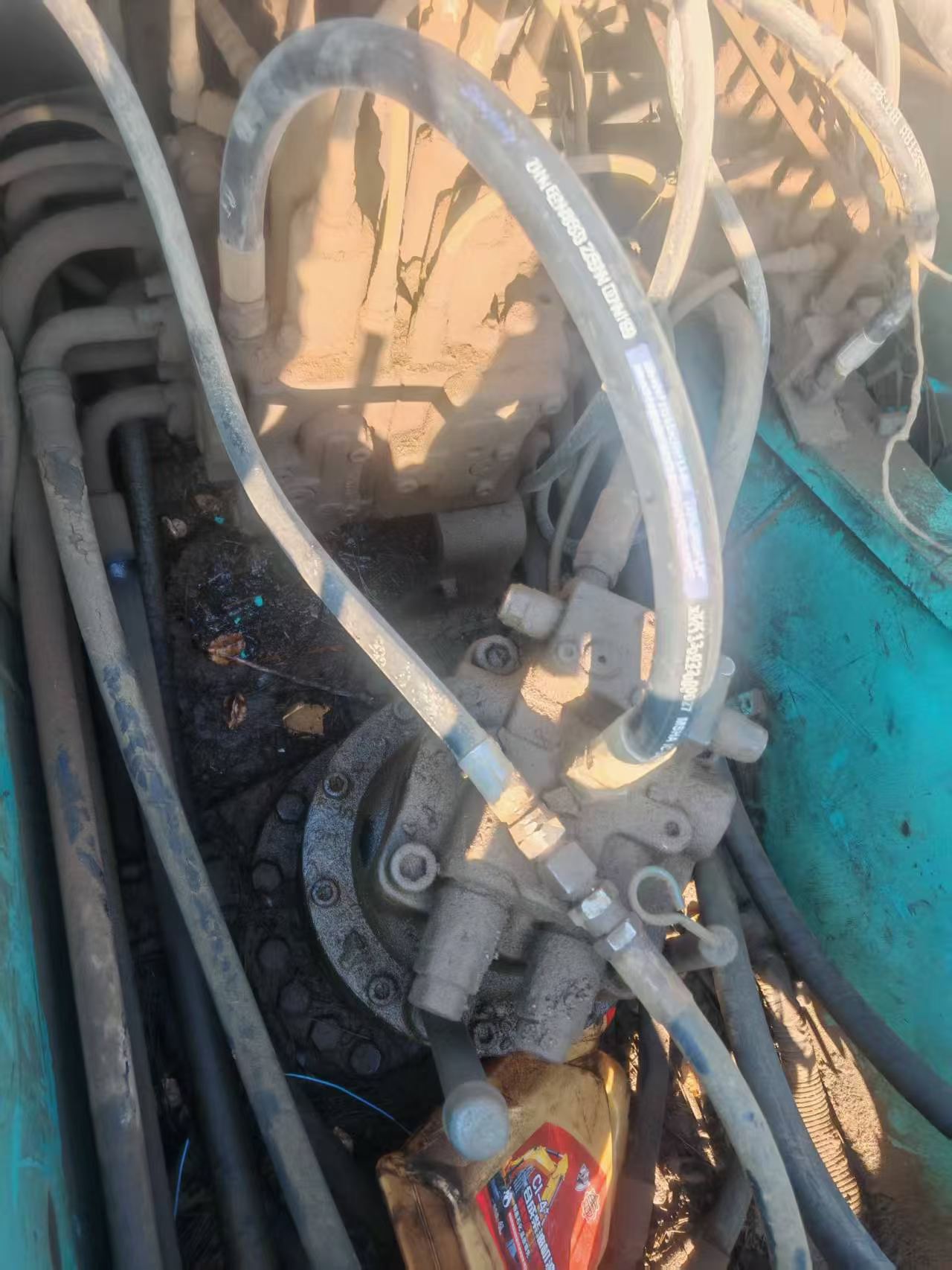 Used Kobelco SK210 Excavator 2009 Model / 5