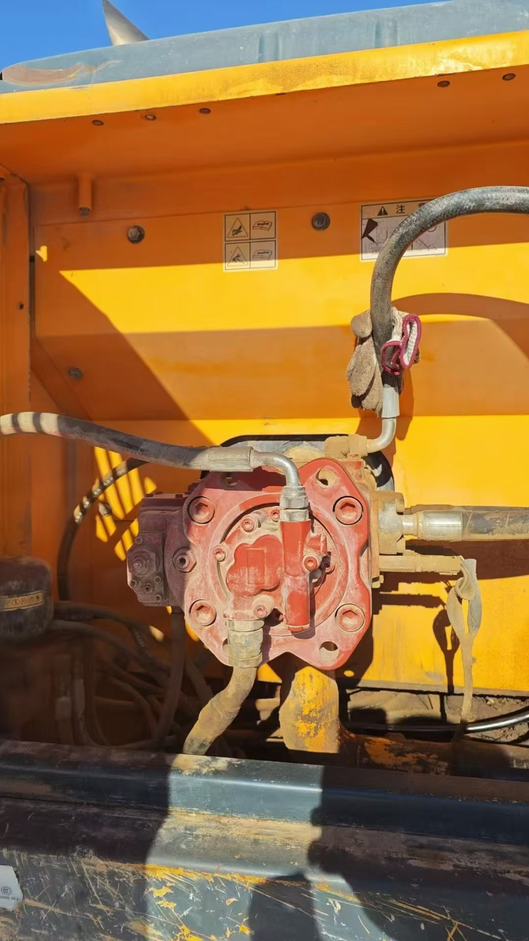 Used Hyundai HX75 Excavator 2013 Model / 3