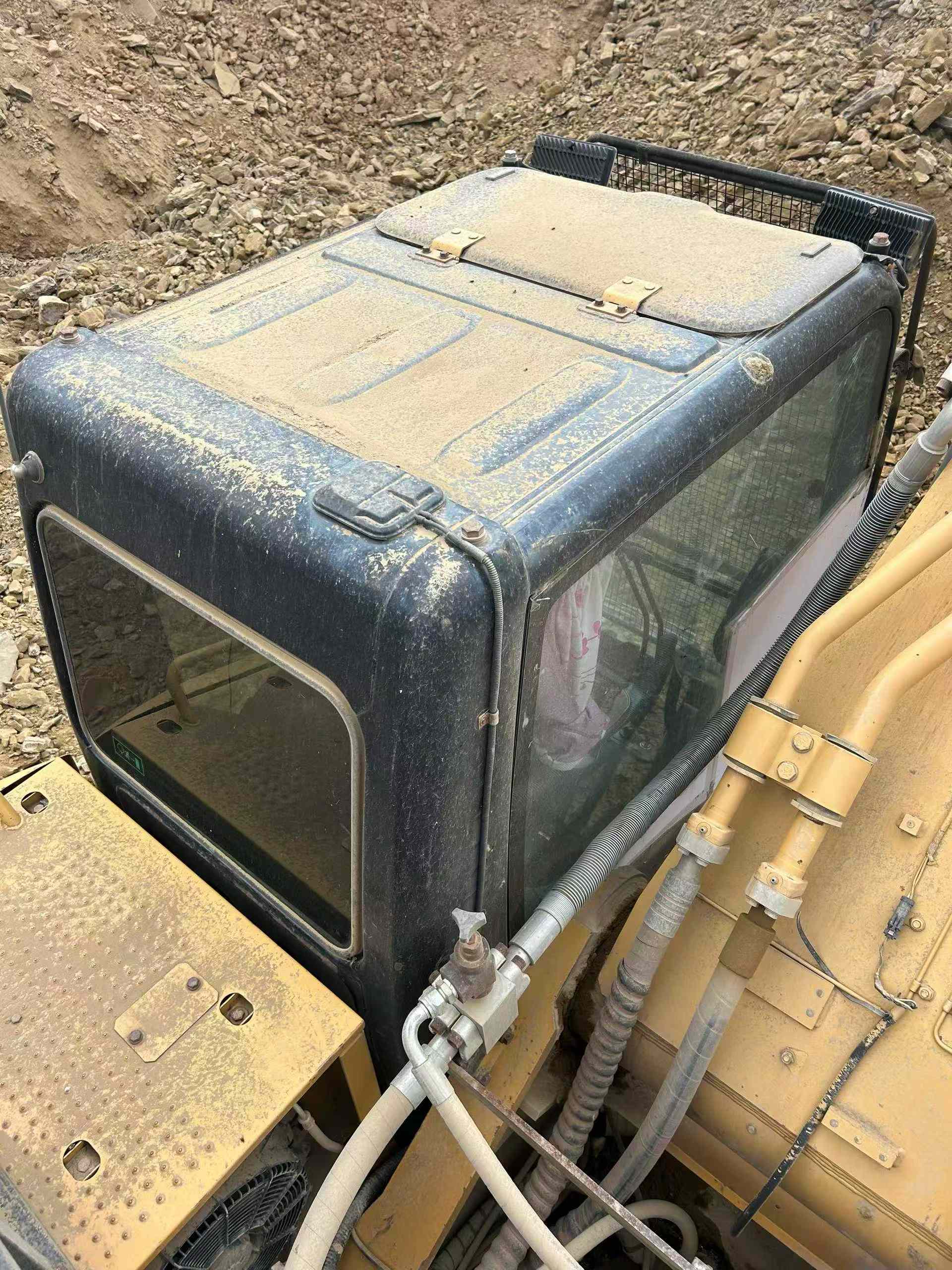 Used Caterpillar CT20 Excavator 2011 Model / 8