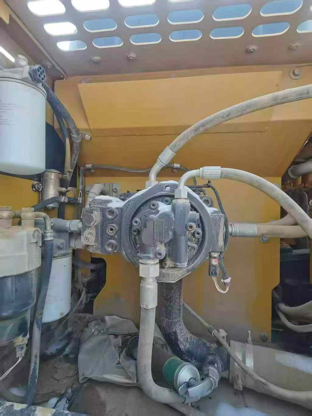 Used Sany SY225H Pro Excavator 2018 Model / 8