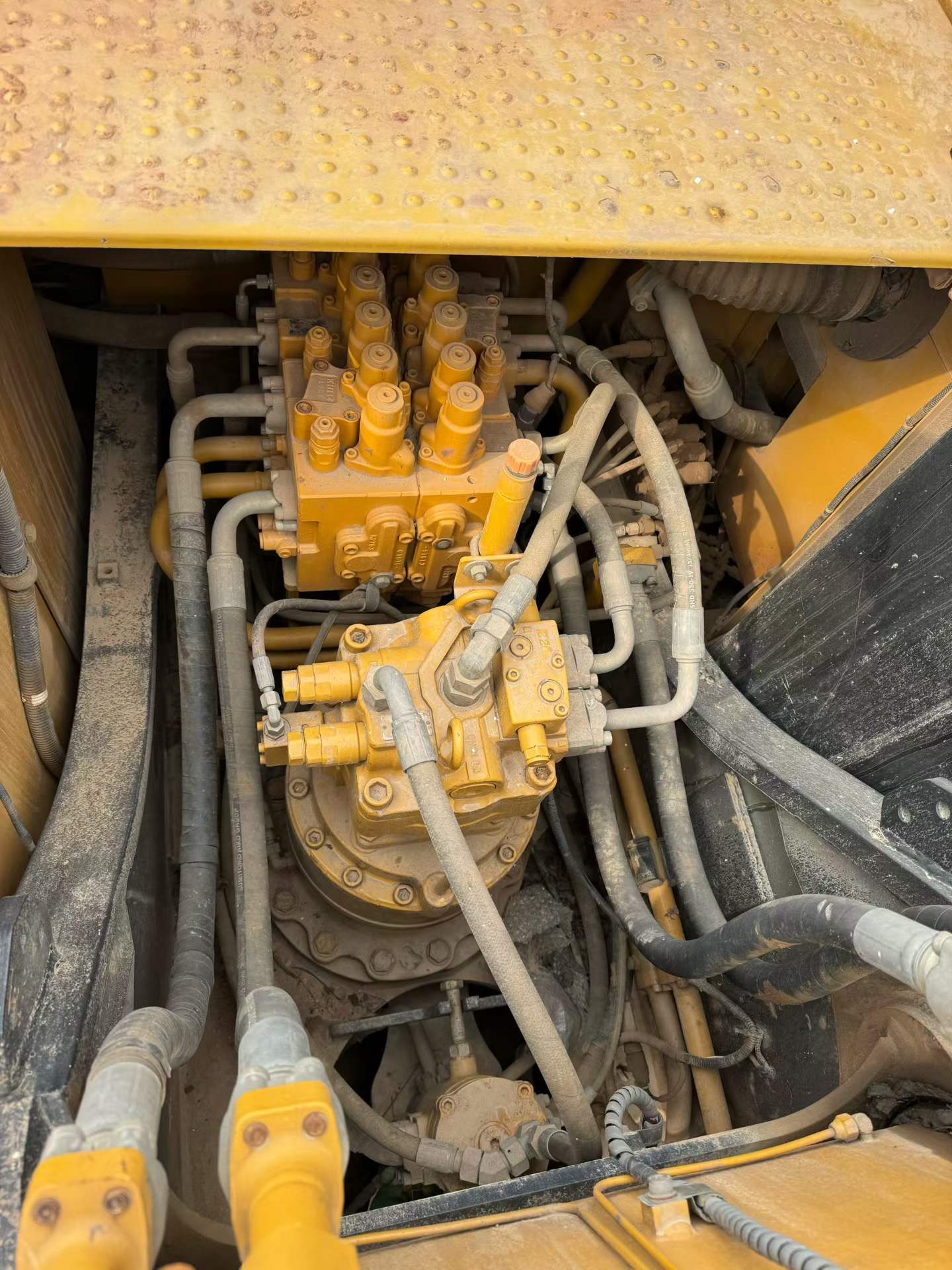 Used Sany SY215W Excavator 2023 Model / 6