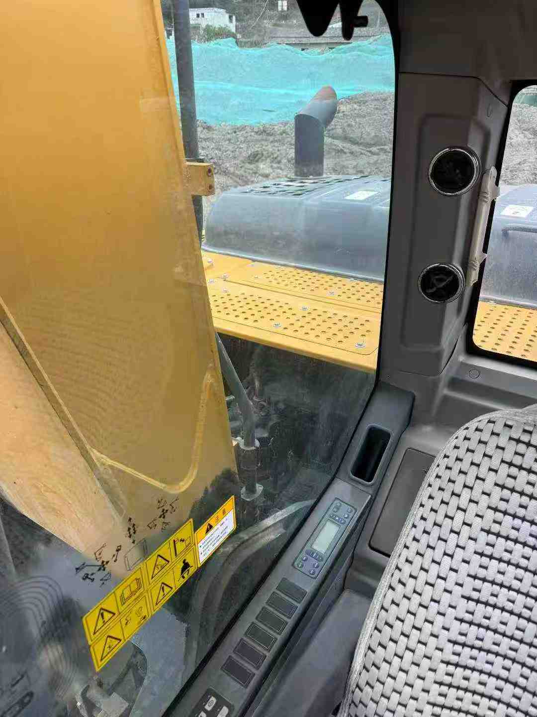 Used XCMG LW200 Excavator 2022 Model / 8