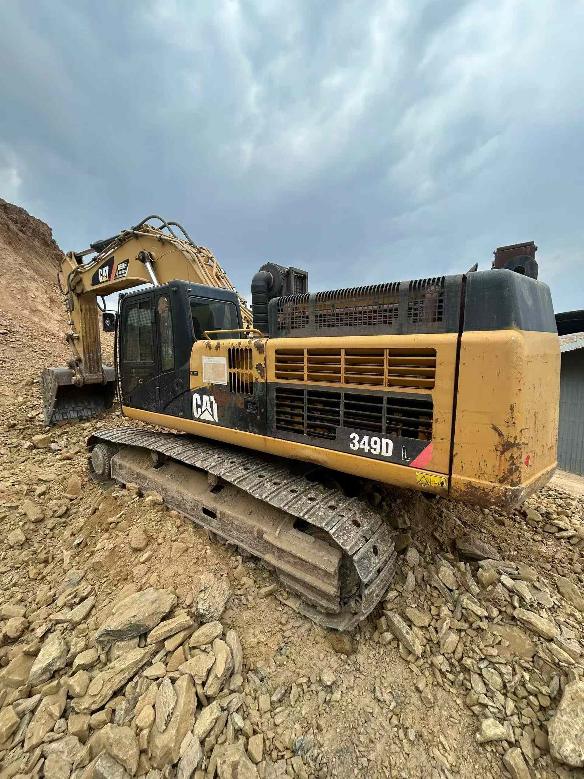 Used Caterpillar CT20 Excavator 2011 Model / 4