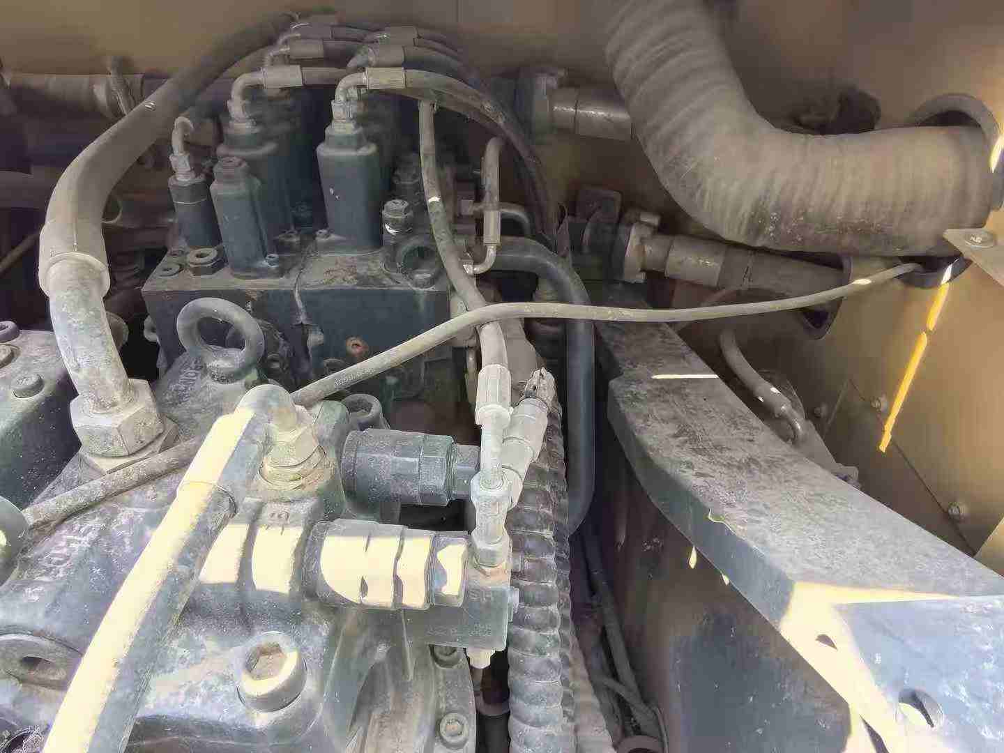 Used XCMG XE245GH Excavator 2021 Model / 4