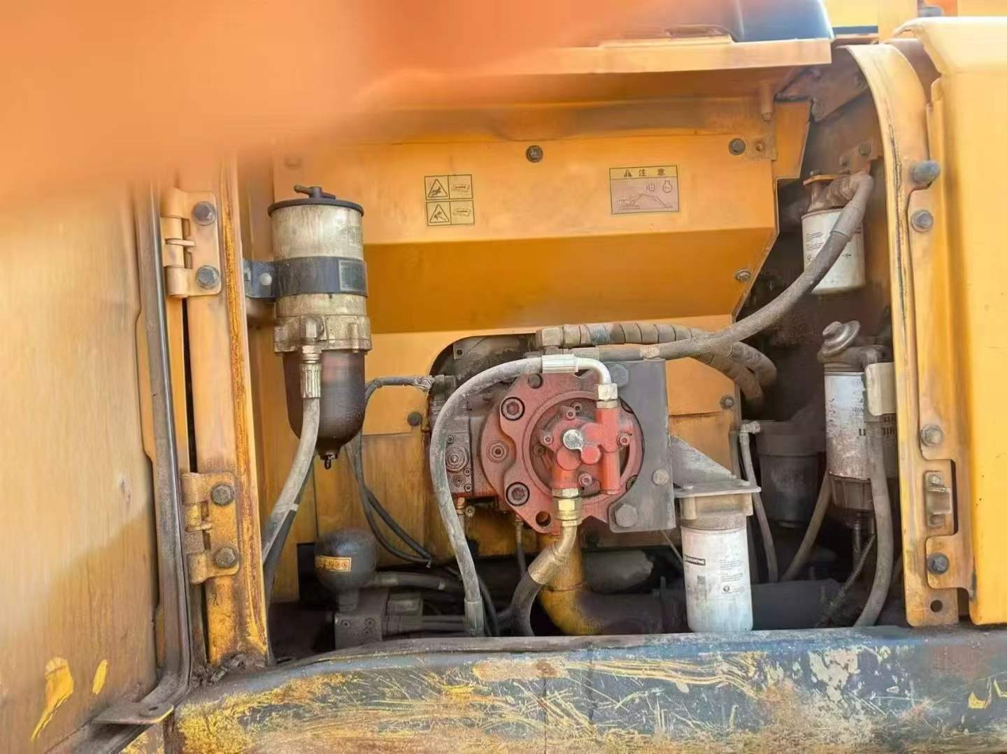 Used Hyundai R215VS Excavator 2018 Model / 7