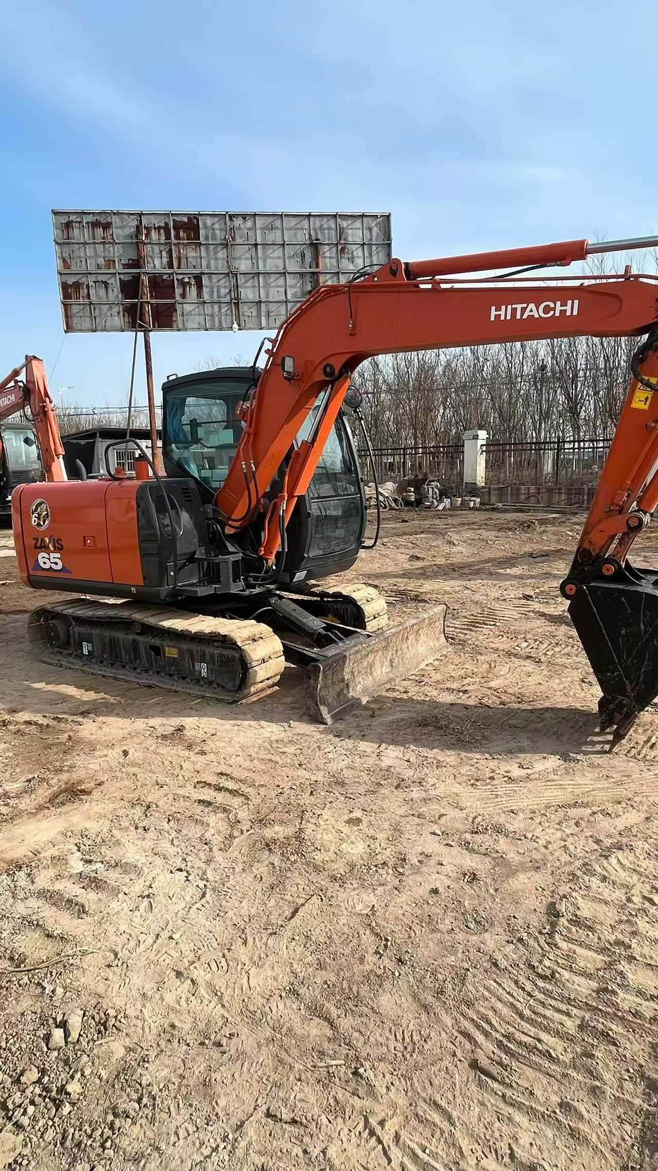 Used Hitachi ZX65 Excavator 2023 Model / 5