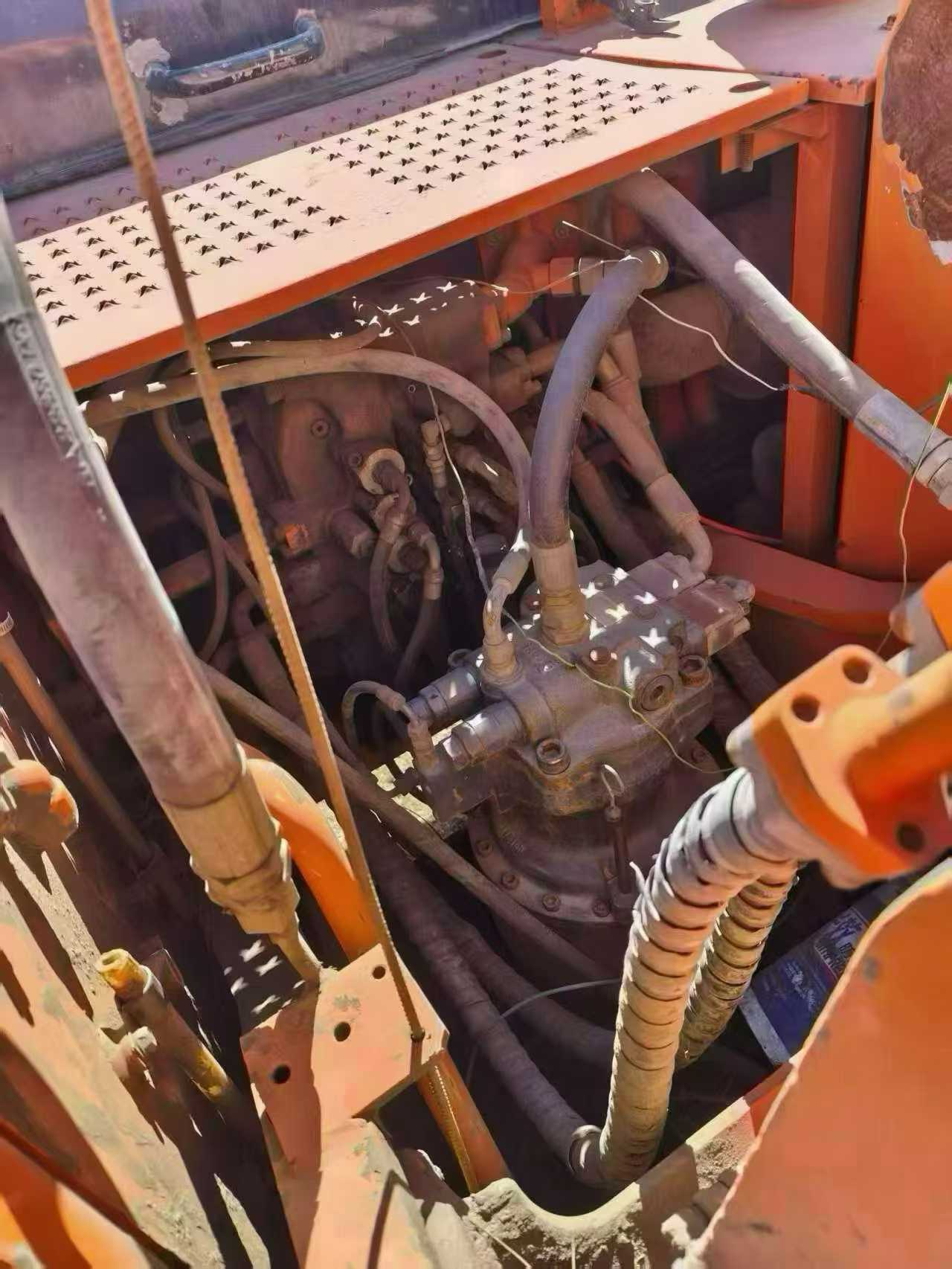 Used Doosan DX15 Excavator 2011 Model / 9