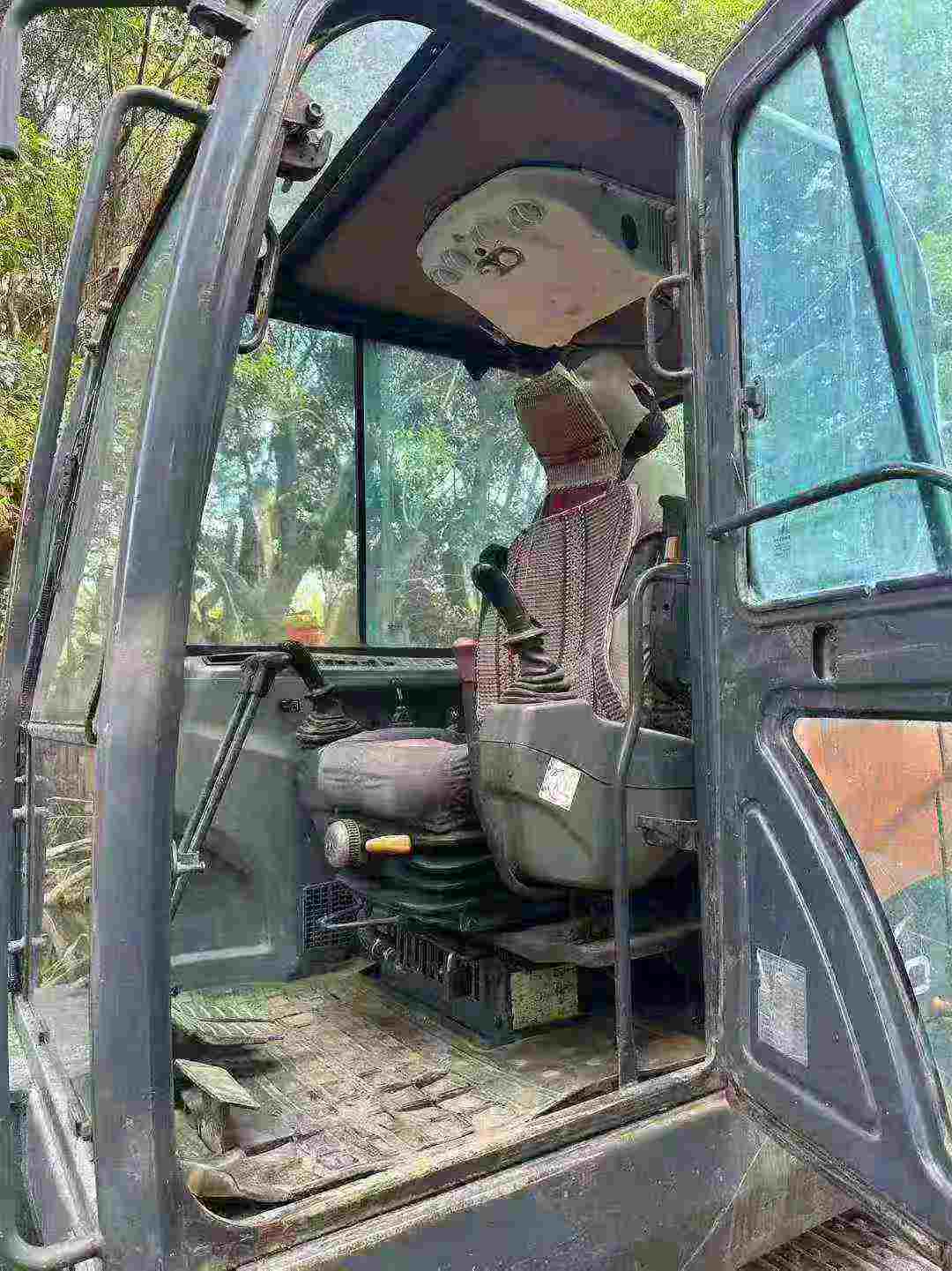 Used Doosan DX60 Excavator 2015 Model / 6