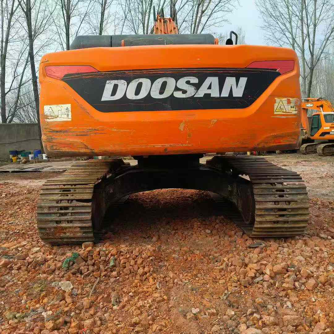 Used Doosan S225 Excavator 2017 Model / 2