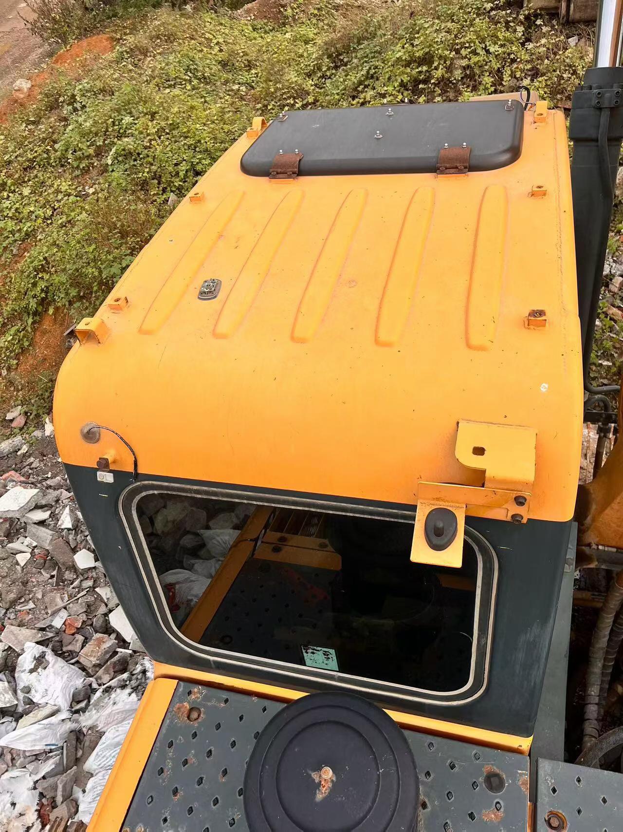 Used Hyundai HX75 Excavator 2015 Model / 6