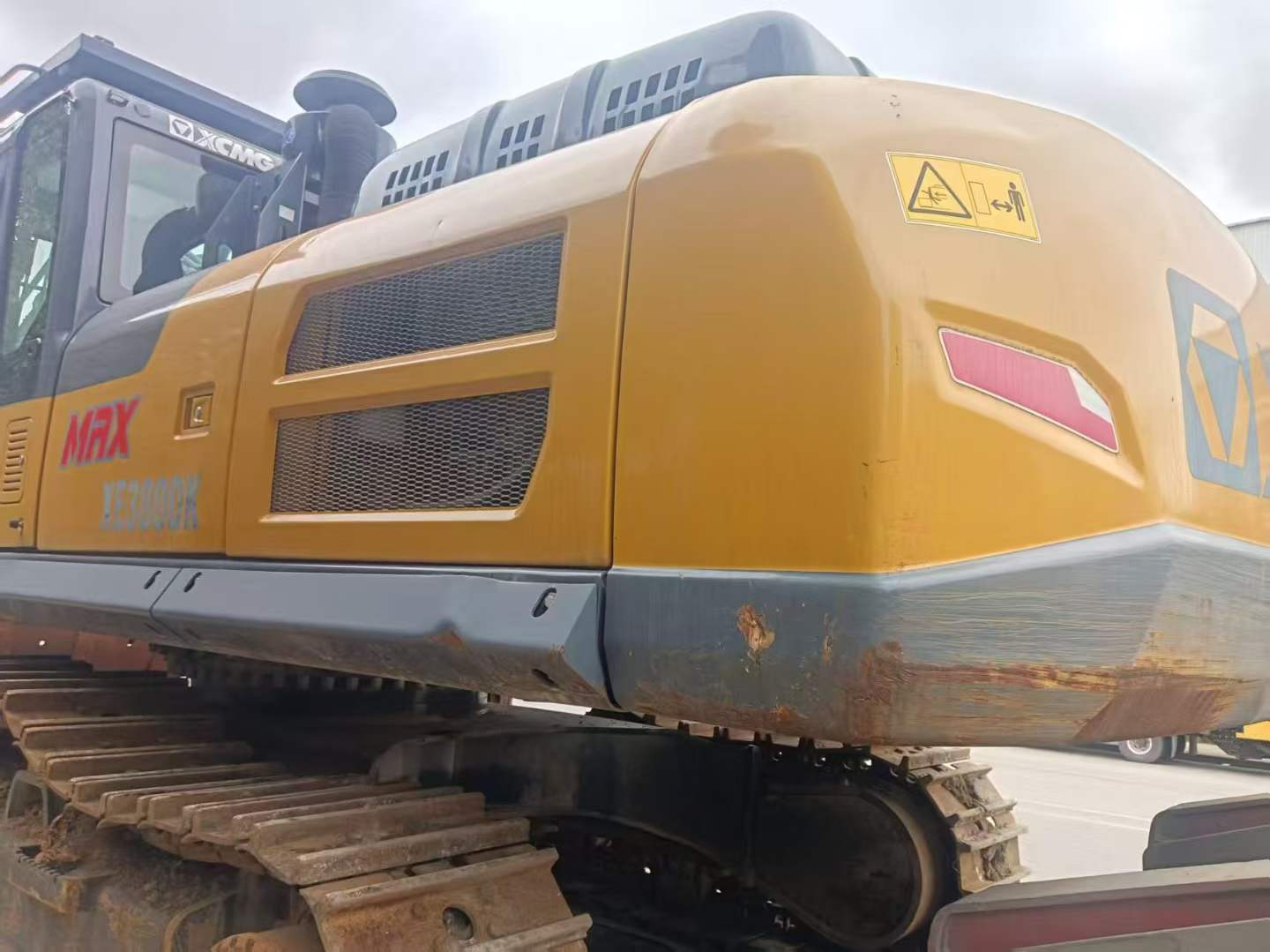 Used XCMG XE80 Excavator 2022 Model / 4